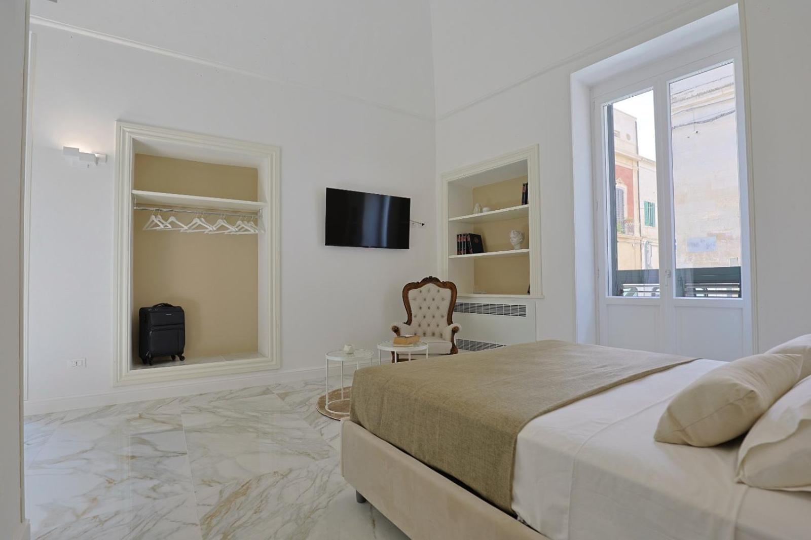 Bed and Breakfast Palazzo Cavour Lecce Exterior foto